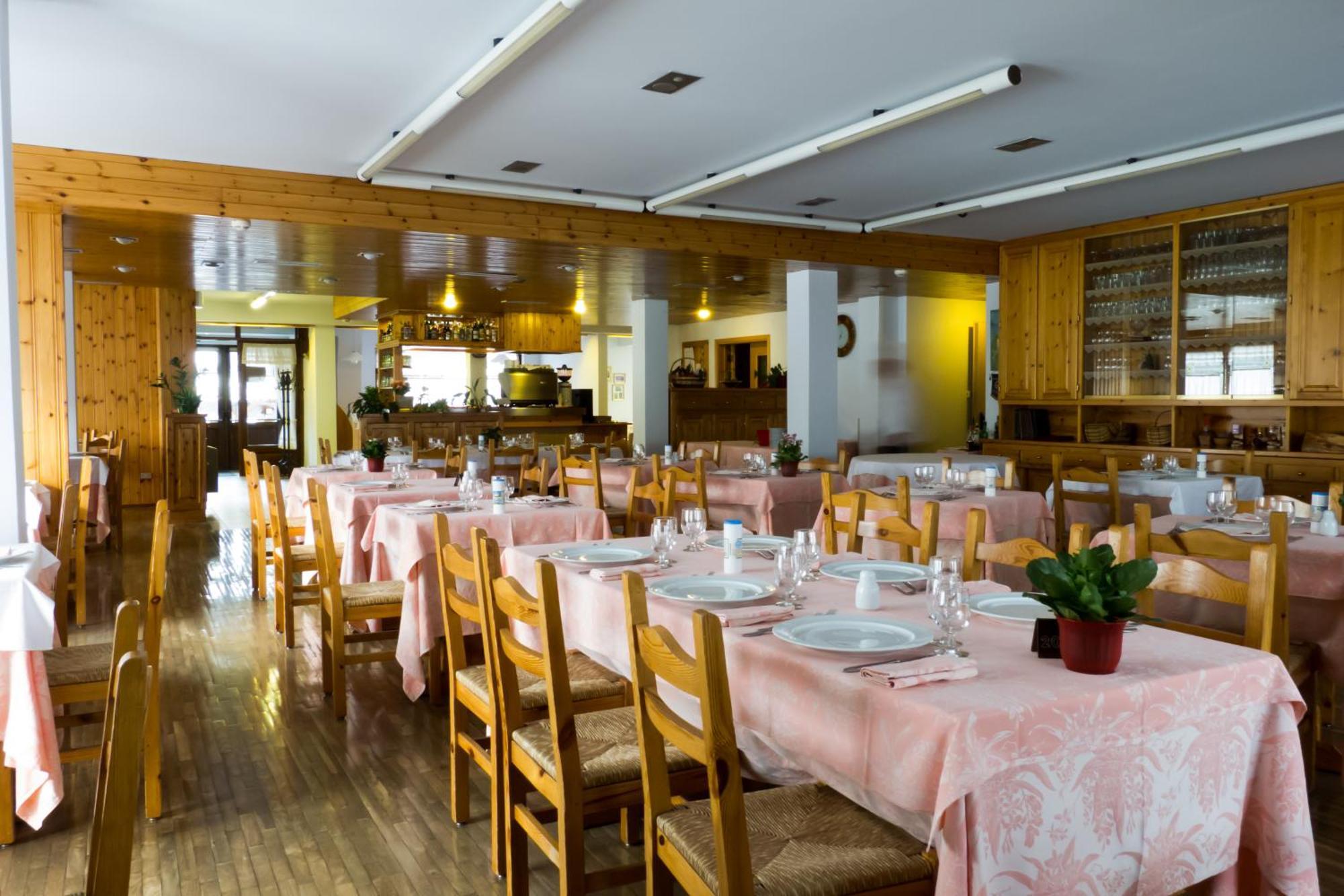 Hotel Valdotain Вільнев Екстер'єр фото